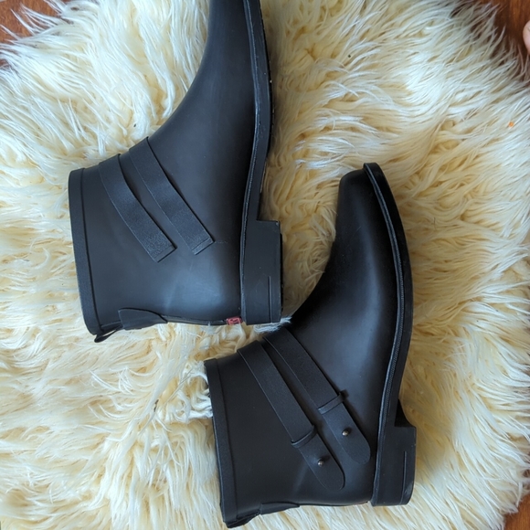 Chooka Midtown Strappy Black Winter Rain Boots Ankle Booties 10 Rubber - Picture 2 of 9